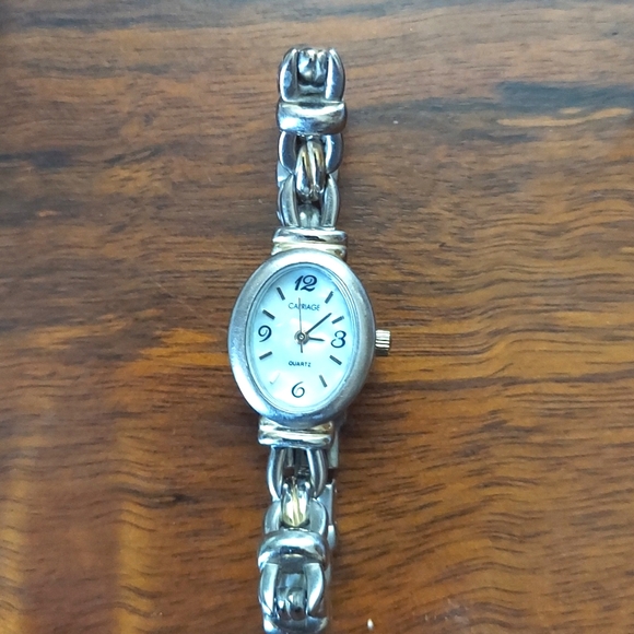 Timex Watch Quartz Silvertone Mother‎ of Pearl face Size 6"- 7" - Picture 1 of 7